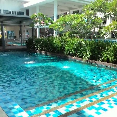 Homestay de Putra Kajang Bagian luar foto