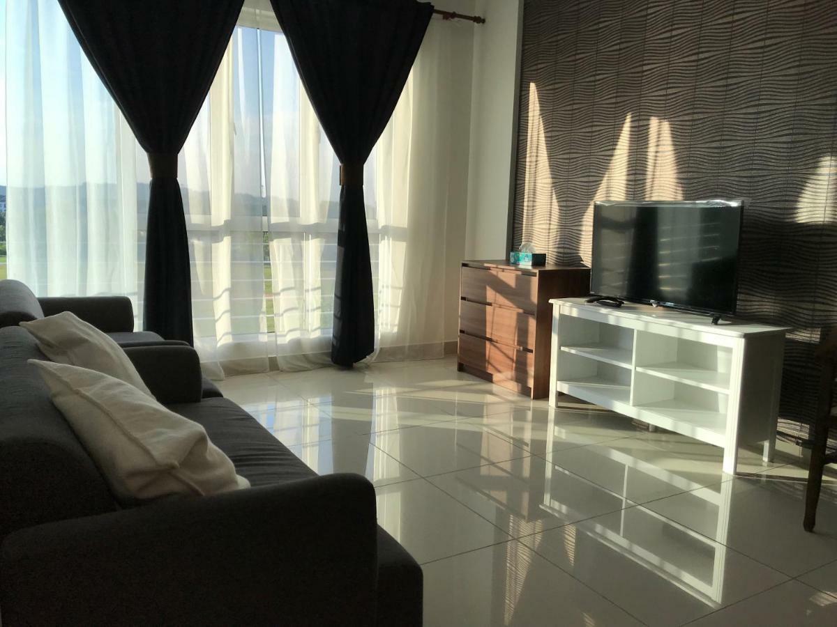 Homestay de Putra Kajang Bagian luar foto